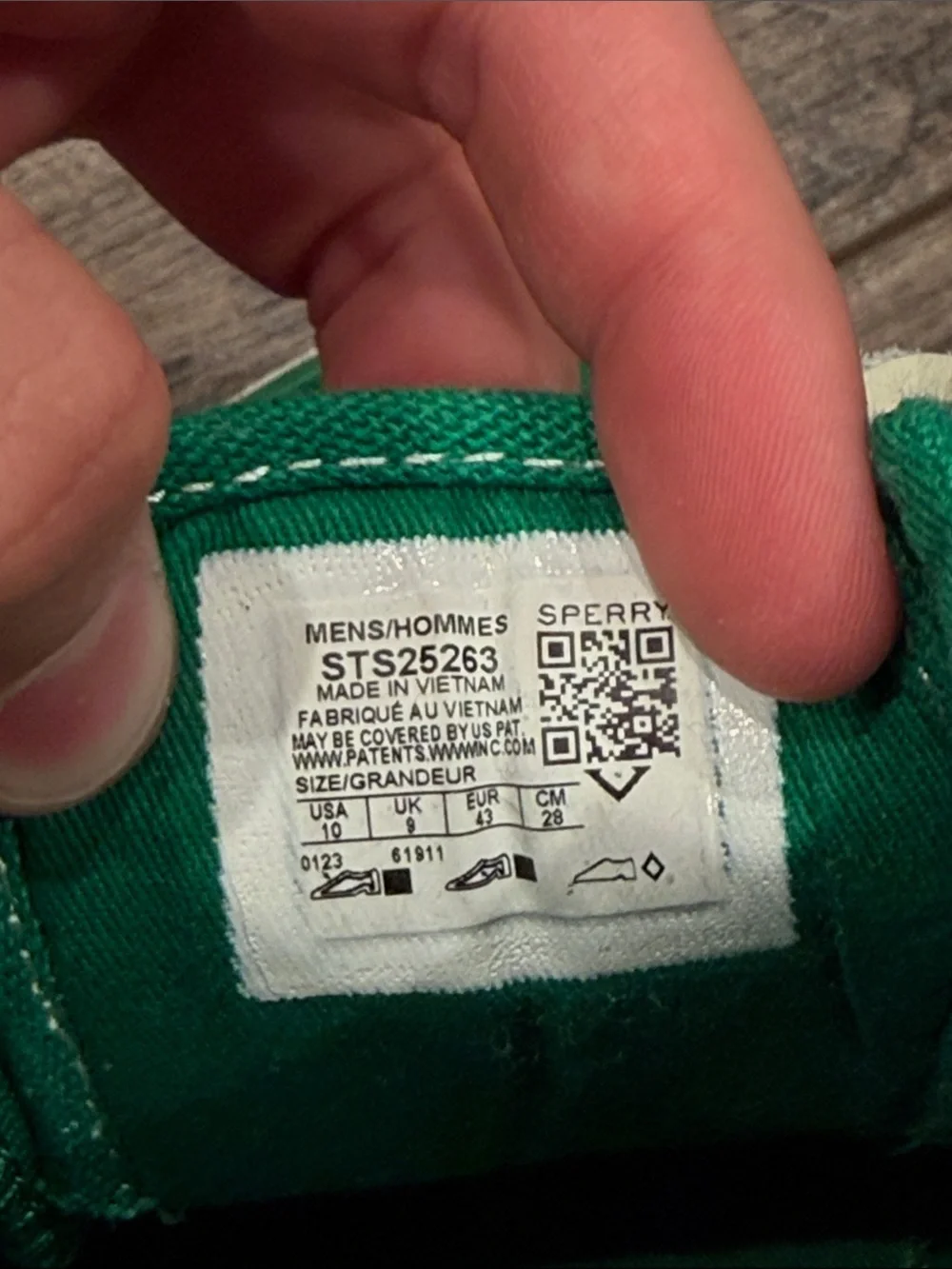 Sperry Low-Top Canvas Sneakers in Green with White Accents